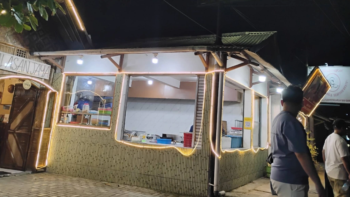 Image hover effect image