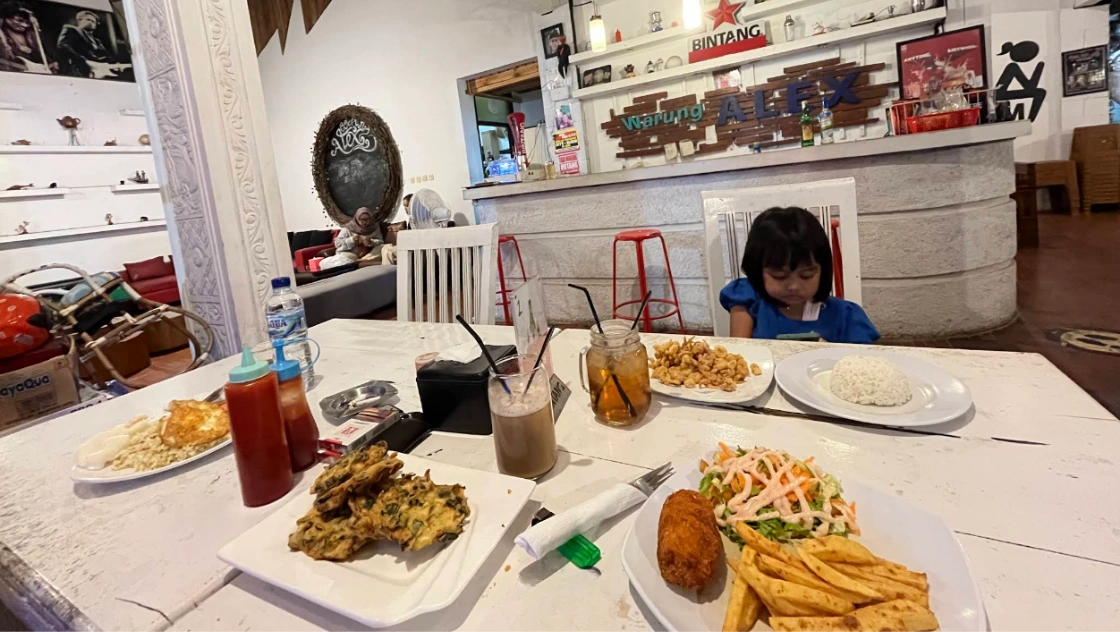 Image hover effect image